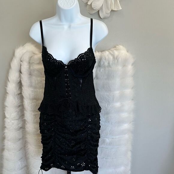 For Love and Lemons Sophie Eyelet (M) - Picture 7 of 15